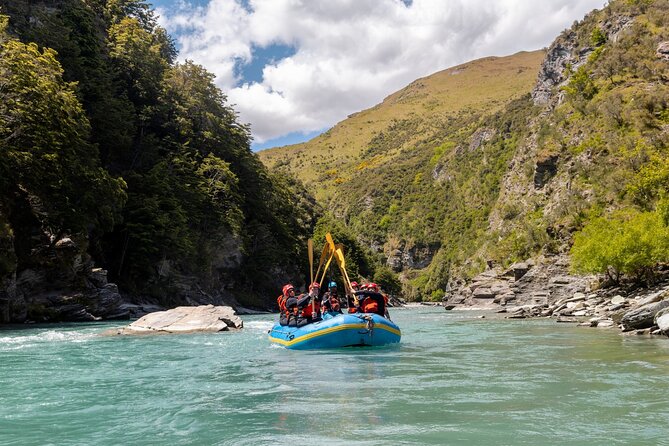 Queenstown: Kawarau River Whitewater Rafting - Why the Kawarau River feels perfect for first-time rafters
