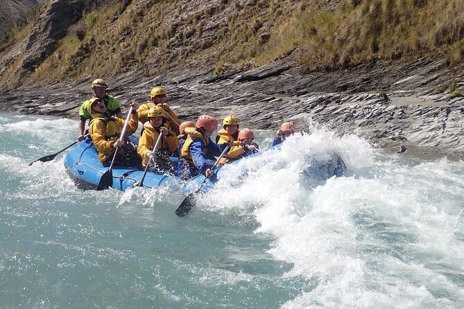 Queenstown Kawarau River Whitewater Rafting - The Dog Leg finish: when the trip turns up