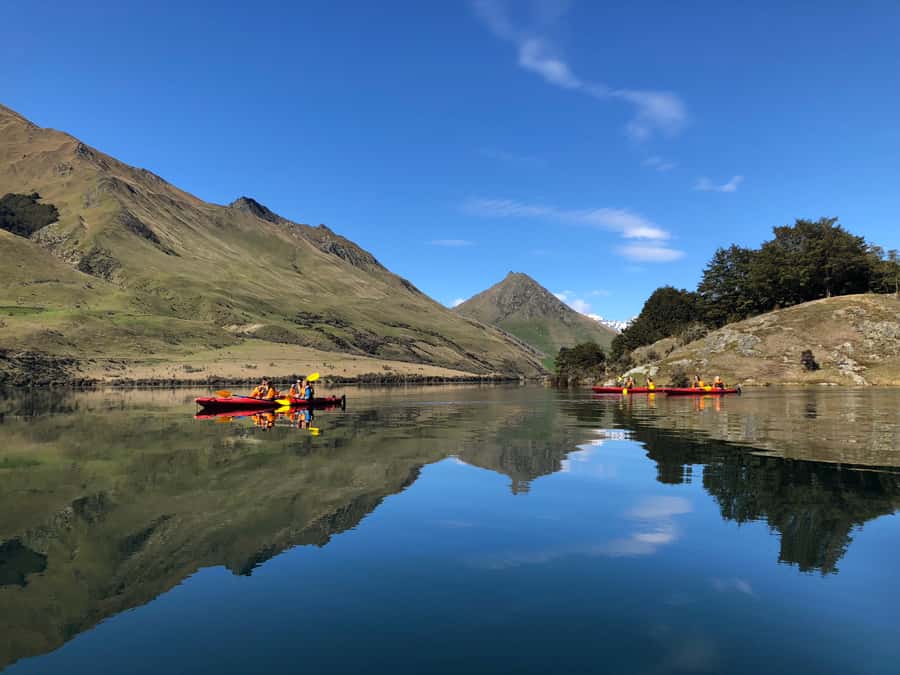 Queenstown: Kayaking or SUP Experience on Moke Lake - The light kiwi picnic, tea, coffee, and a warmer finish than you expect