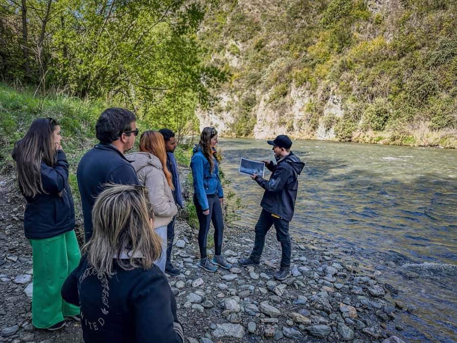 Queenstown: Lord of the Rings Locations Half-Day Tour - Kawarau River, Lake Hayes, and the Queenstown Hill viewpoint