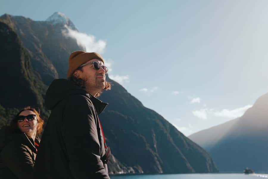 Queenstown: Milford Sound Flight and Cruise - The return flight: a second view that makes the whole day feel longer