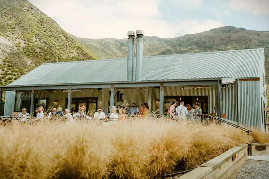 Queenstown: Original Premium Half-Day Gibbston Wine Tour - Lunch in Gibbston: your time, your budget, your choice