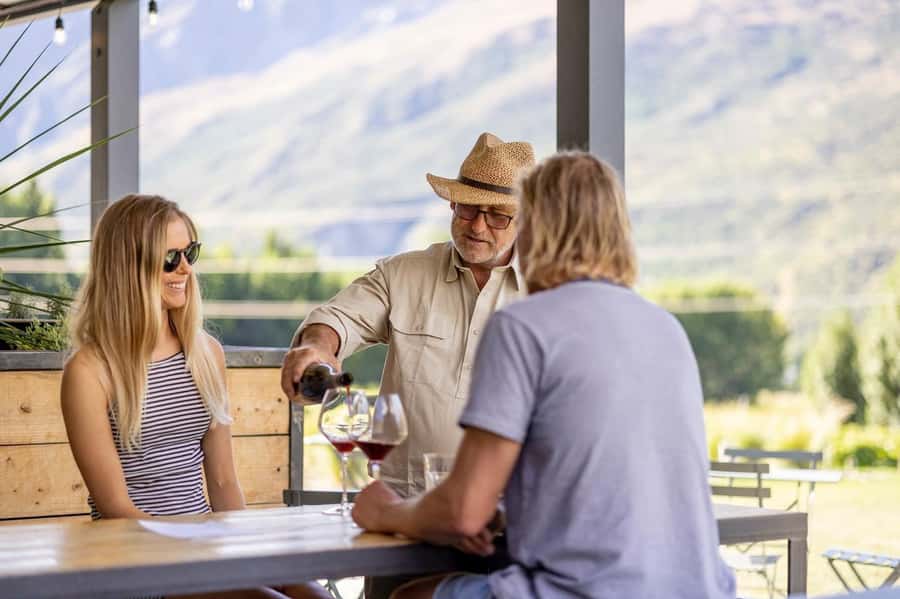 Queenstown: Original Premium Half-Day Gibbston Wine Tour - The half-day schedule: 5.5 hours, tasting blocks that make sense
