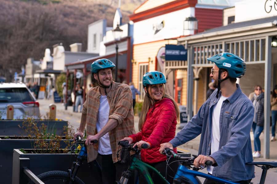 Queenstown: Self-Guided Bike Ride on the Arrow Bridges Trail - Your bike choice: standard vs e-bike on a route with small bumps