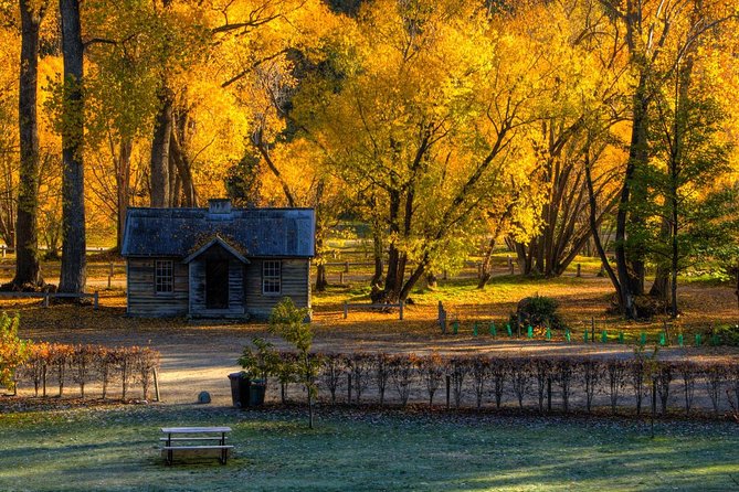 Queenstown Sightseeing Tour: Highlights of Queenstown - The biggest catch: weather changes everything, especially the river colors