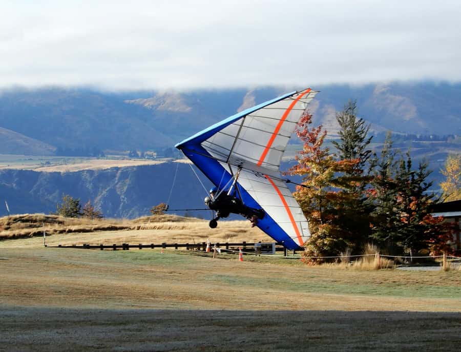 Queenstown: Tandem Hang Gliding Experience - Queenstown tandem hang gliding: what makes it different