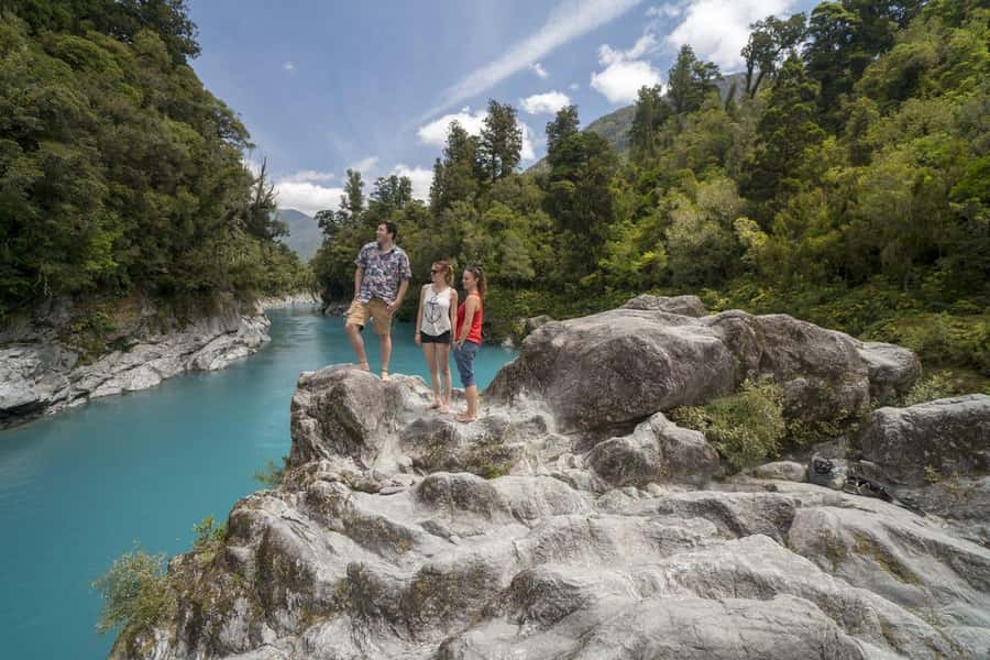 Queenstown to Christchurch via Franz Josef 2-Day Tour - Price and logistics: what $346 buys you