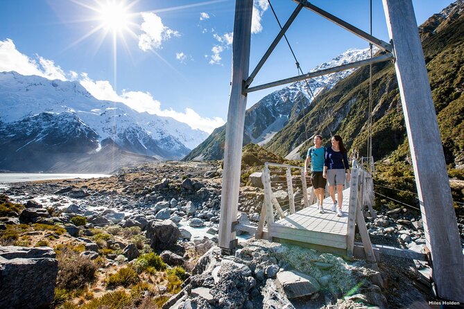 Queenstown to Lake Tekapo via Mt Cook One-Way Small Group Tour - What I like about the guides, especially in tough weather