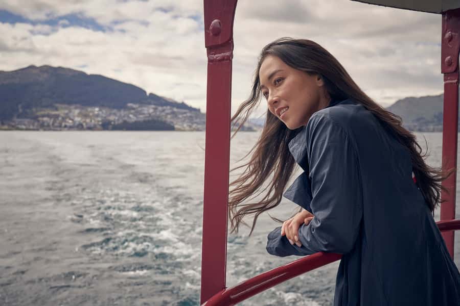 Queenstown: TSS Earnslaw Cruise of Lake Whakatipu - Museum photos, the skipper’s wheelhouse, and onboard storytelling