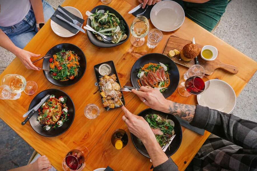 Queenstown: Wine & Food Tour, Scenic Tastings & Paired Lunch - Queenstown to Gibbston: The “Three Wineries” Formula
