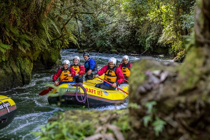 Rafting Rotorua Kaituna White Water Rafting | Kaitiaki Adventures - More than a dozen rapids: what the 14-rapid run feels like