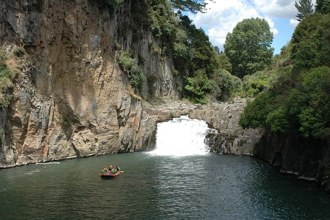 Rangitaiki River White Water Scenic Rafting from Rotorua - Gear and safety briefing, how you stay comfortable on a Grade 2 run