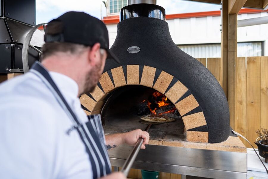 Rotorua: Authentic Kiwi Farm Experience at the Agrodome - Orchard stops, honey, and kiwifruit juice