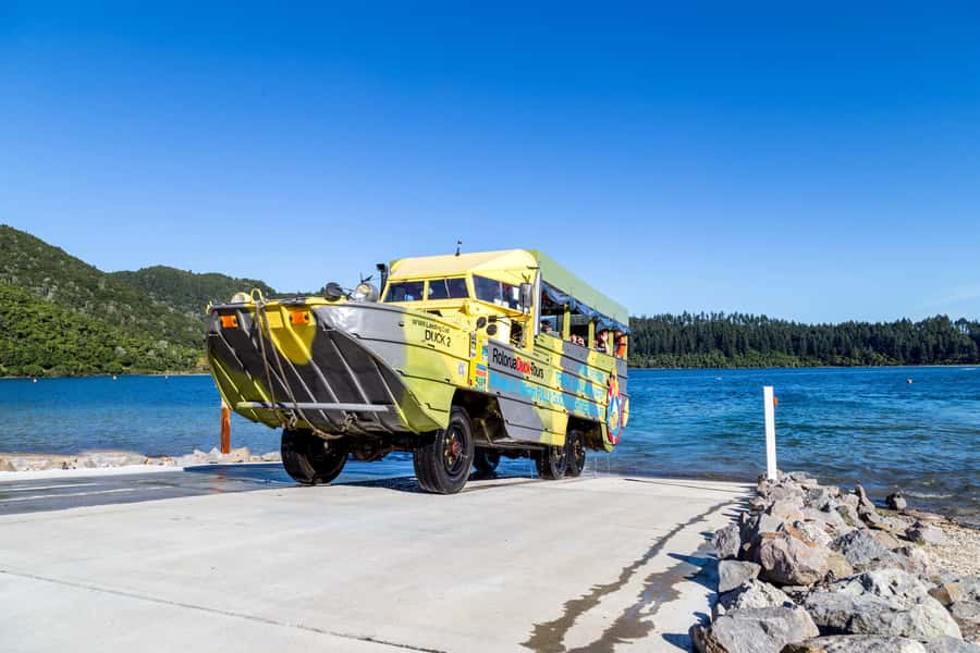Rotorua City and Lakes Duck Tour - Rotorua Duck Tour, WWII landing craft rides that actually change scenery