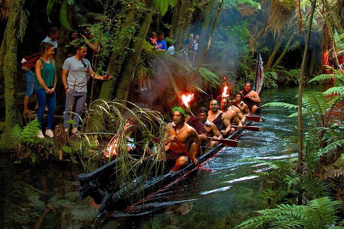 Rotorua Cultural & Geothermal Small Group Tour From Auckland - What to pack for Rotorua geothermal and long transit