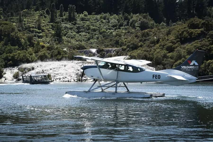 Rotorua: Floatplane Flight with Orakei Korako Landing - Why the Waikato River Landing at Orakei Korako Feels Like the Whole Point