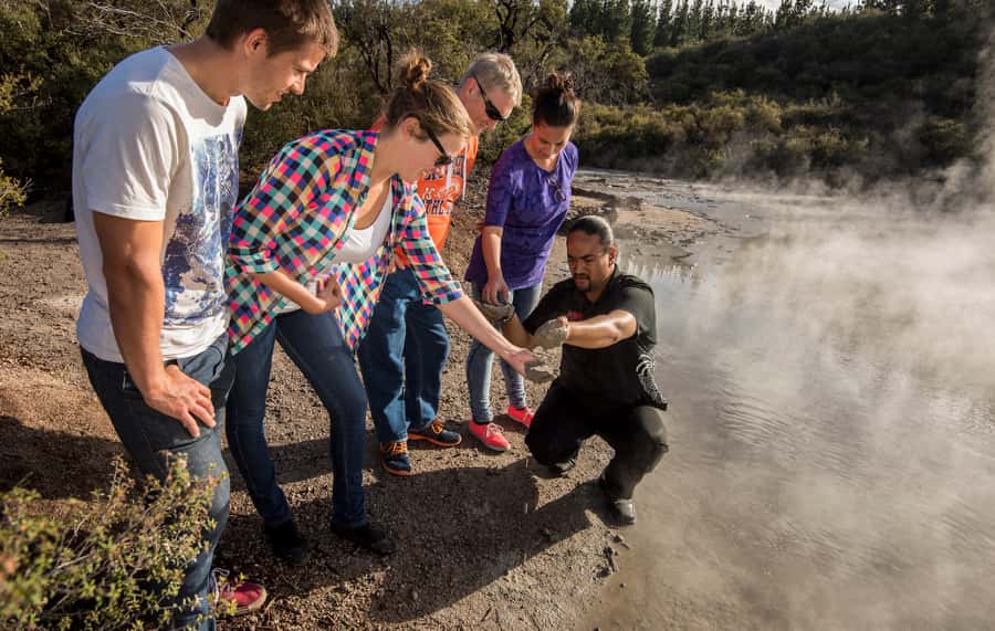 Rotorua: Hell's Gate Geothermal Walk - When to go, and how to get the best photos