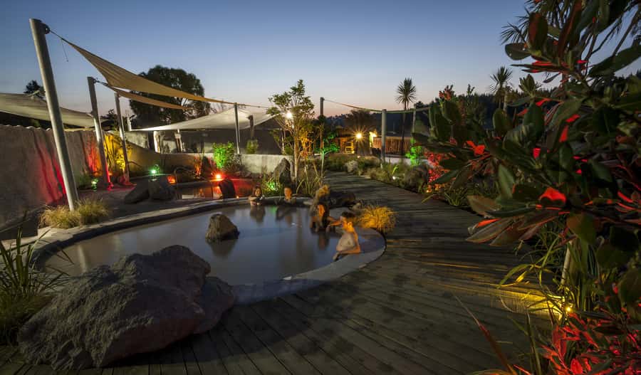 Rotorua: Hells Gate Outdoor Mud Bath & Spa Experience - Should you book the Hell’s Gate Mud Bath and Sulphur Spa?