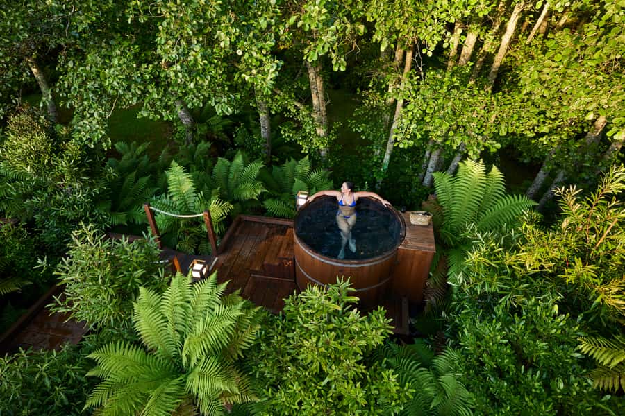Rotorua: Secret Spot Hot Tubs - Arrival routine: changing rooms, showers, and getting set up