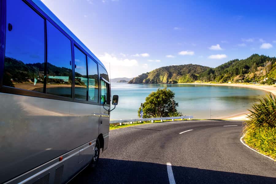 Russell: 1-Hour Sightseeing Tour by Coach & Long Beach - Key things to know before you go