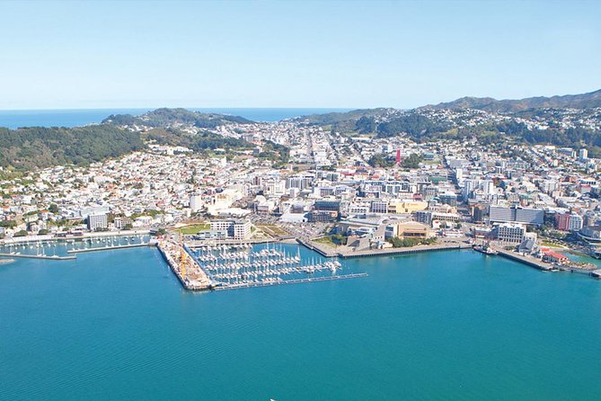 Scenic Wellington Helicopter Flight - The 9-minute flight route over Wellington, step by step