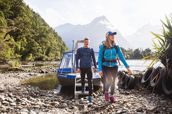 Self-Guided Milford Track Day Walk - Milford Sound - Hiking to Giant Gate Falls on a mostly flat, easy-to-follow trail