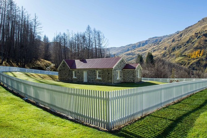 Skippers Canyon 4WD Heritage half day Tour from Queenstown - Skippers Suspension Bridge and the abandoned township of Skippers