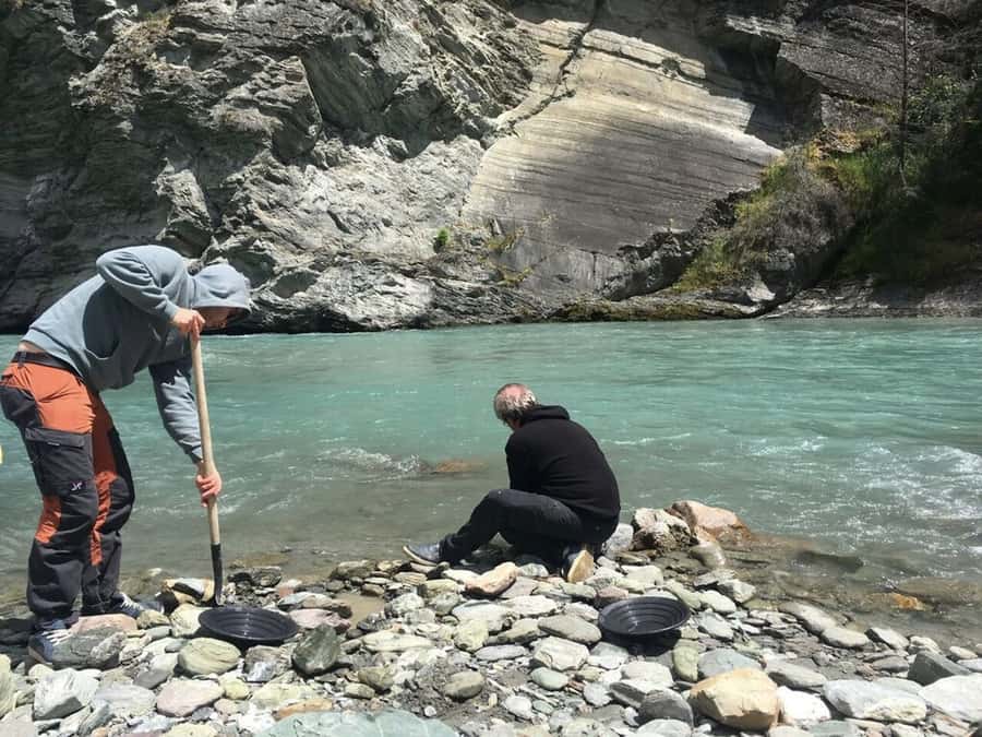 Skippers Canyon 4WD Heritage Tour from Queenstown - Queenstown pickup and what the 4WD really buys you