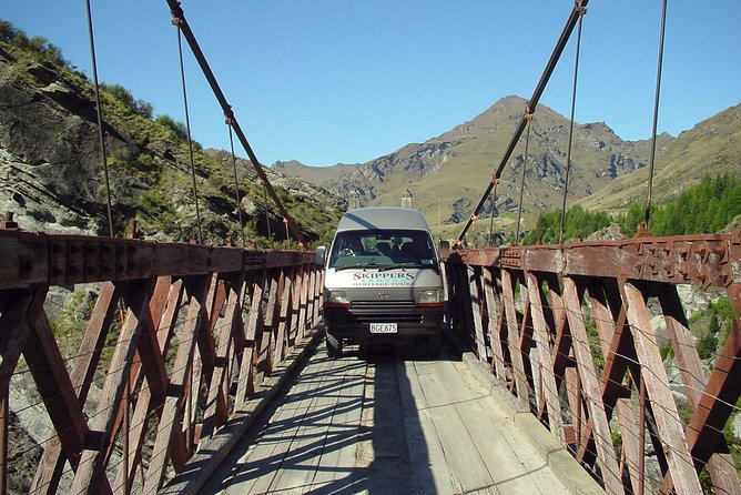 Skippers Canyon 4WD Tour from Queenstown - Castle Rock, Bus Scratch Corner, and Welcome Home Pub Remains