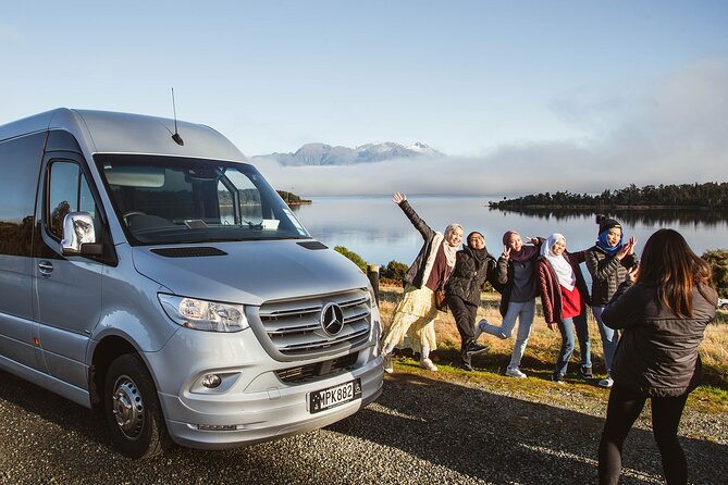 Small Group, Award Winning Milford Sound Day Experience & Cruise - Lunch plan and what to pack for a long, changeable day