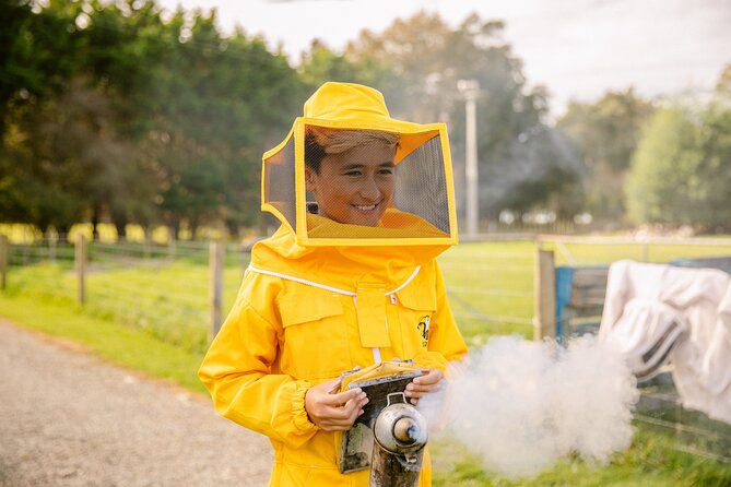 Small-Group Beekeeping Experience in Tauherenikau - Hive inspection basics you’ll be glad you know