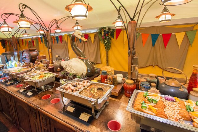 Small-Group Hobbiton Tour from Auckland with Party Marquee Lunch - Getting to Hobbiton without the chaos: Auckland pickup and small-group comfort