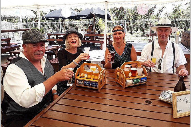 Small group - Napier Premium Winery , Beer & Cider + 5.5h to 6h. - The guide factor: friendly, responsive, and relaxed