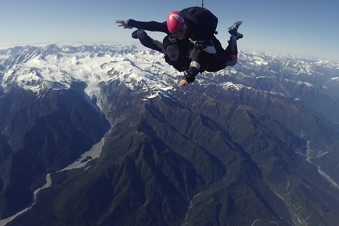 Tandem Skydive 18,000ft from Franz Josef - Tea, coffee, and the post-landing reality check