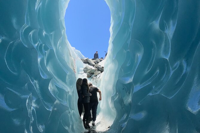 Tasman Glacier Heli-Hike Tour from Queenstown - The small-plane leg from Queenstown to the Mt Cook region