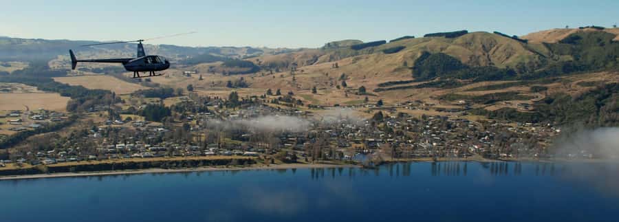 Taupo: Huka Falls Helicopter Ride - Taupo and Huka Falls: why a helicopter view works