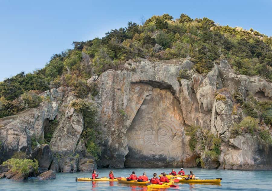 Taupo: Maori Rock Carvings Kayaking Tour - The Maori Rock Carvings Stop: Close-Up, Meaningful, Photo Moments