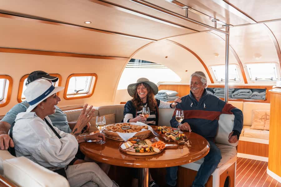 Taupo: Māori Rock Carvings Lake Taupo Catamaran Tour - Who should book this catamaran tour?