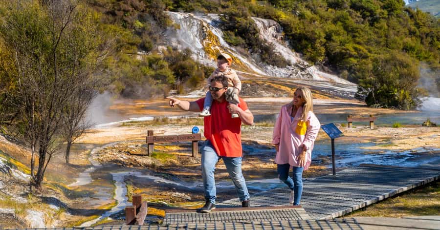 Taupo: Orakei Korako Geothermal Park and Cave Entry Ticket - Timing and weather: plan for all conditions