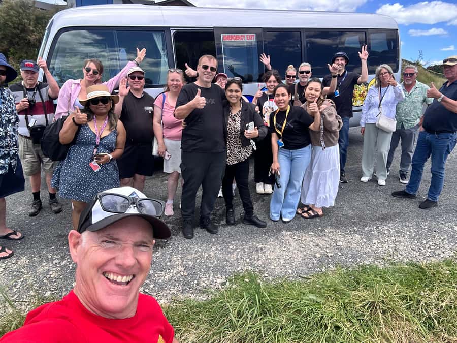 Tauranga City & Scenic Sightseeing 2-hour Local Tour - The driver and commentary: why this tour earns its rating