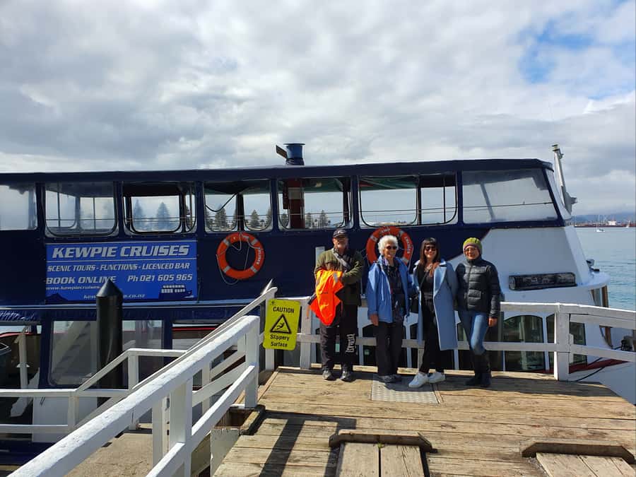 Tauranga: Mount Maunganui Harbour Sightseeing Cruise - The working port and the Statue of Tangaroa