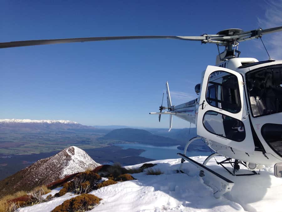 Te Anau: 30-Minute Fiordland National Park Scenic Flight - Weather dependence, minimum numbers, and how to avoid disappointment