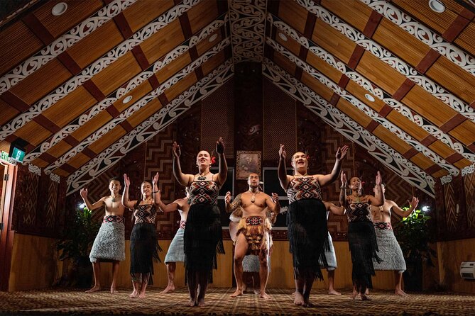 Te Puia: Te Pō Indigenous Evening Experience Combo - Should you book it?