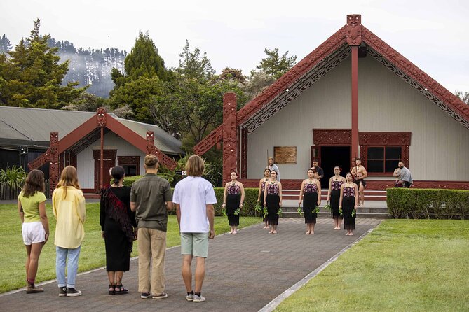 Te Puia: Te Pō Indigenous Evening Experience with Dinner - Dietary needs and food handling, the stuff you should check up front