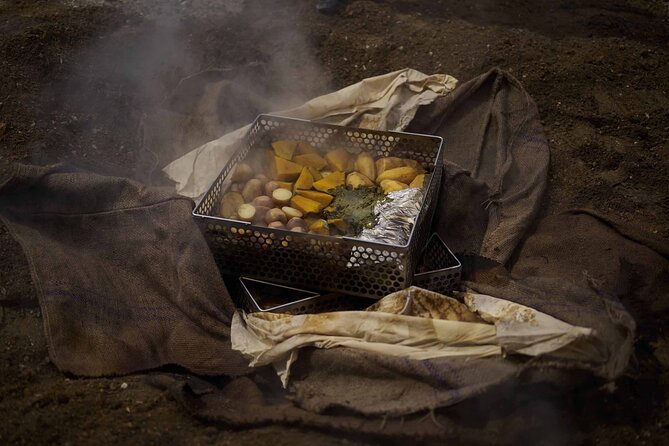 Te Puia: Te Pō Indigenous Evening Experience with Dinner - Inside the wharenui: pōwhiri welcome, storytelling, and dance you can feel