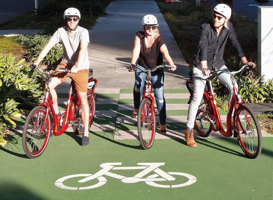 The Classic: Discover Amazing Auckland on an Electric Bike - Freemans Bay and Victoria Park, then the Lightpath’s Pink Path moment
