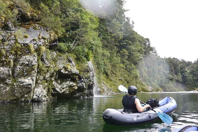 The Hobbit Barrel Run Rafting Tour on the Pelorus River - Gear, wetsuits, and staying comfortable