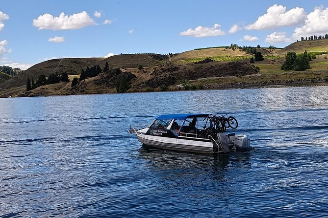 The Ultimate Lake Dunstan Bike Hire And Boat Experience - Who This Suits Best (And Who Might Want the E-Bike)