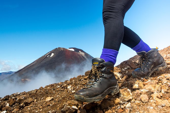 Tongariro Crossing Park & Ride (Ketetahi) - The 6:30 am start and how the shuttle shapes your hike