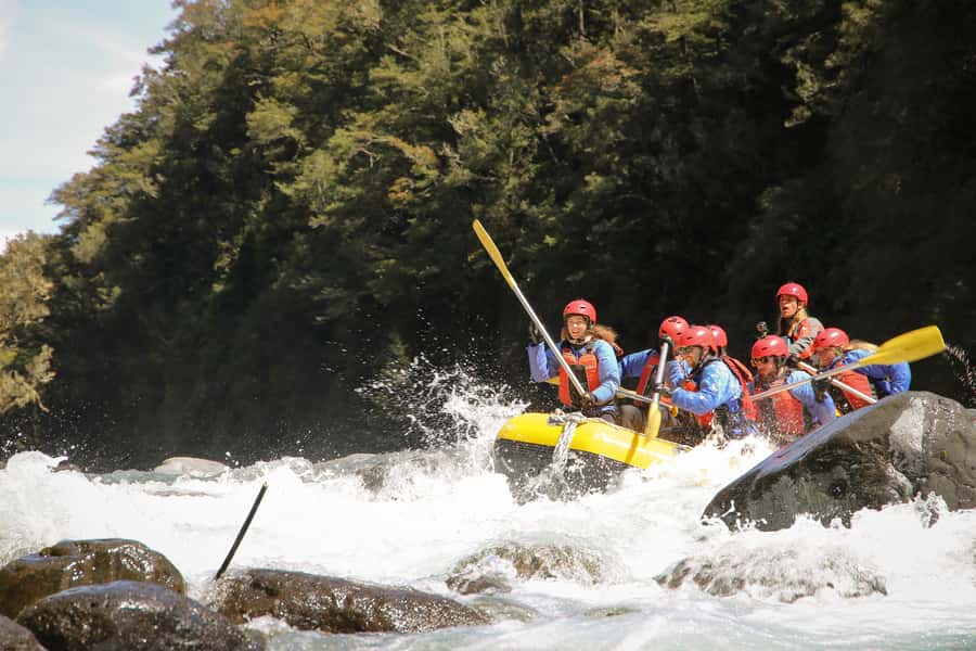 Tongariro River: Grade 3 Whitewater Rafting - Tongariro River Rafting Starts at Turangi, Then Heads to the Water
